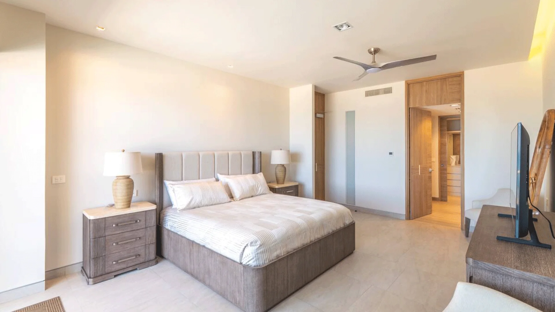 Luxury 5